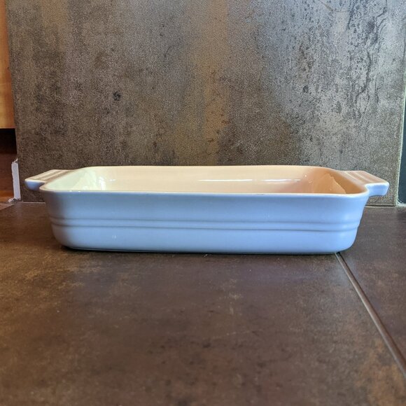 Le Creuset large rectangular baking dish